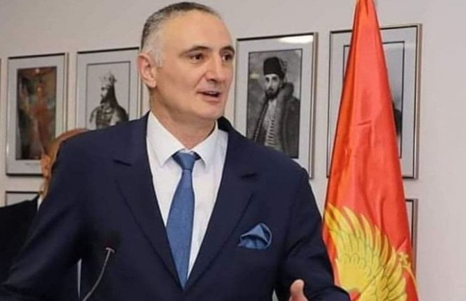 Nema naznaka da će se nešto promijeniti u odnosu prema Crnogorcima na Kosovu