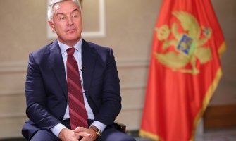 Đukanović apelovao na obavezu zaštite novinara, ali i novinarstva