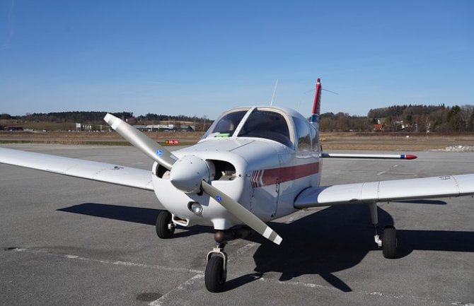 Nestao avion sa vakcinama, pretražuje se područje planine Kozara