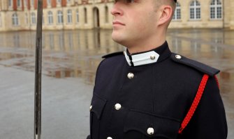 Dakić uspješno završio jednogodišnje školovanje na Kraljevskoj Akademiji Kopnene vojske oružanih snaga