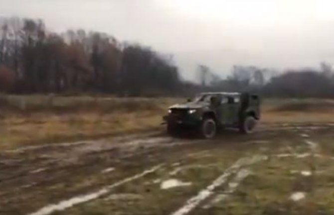 Vojska Crne Gore testira Oshkosh vozila