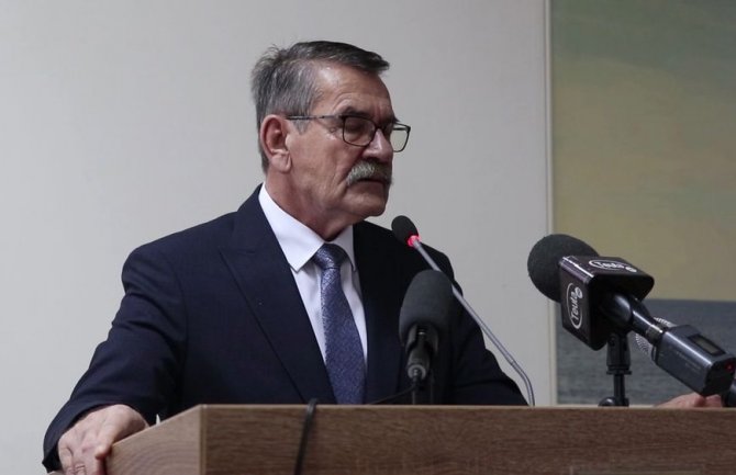 Nrekić: Abazović gura građane u zonu krivične odgovornosti; Još nisam sjeo u novi audi