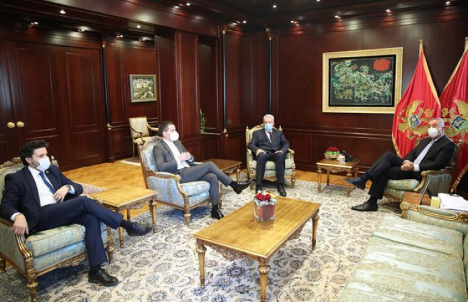 Krivokapić pozvao Đukanovića na sastanak sa Abazovićem i Bečićem