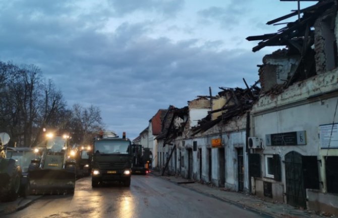 Tokom noći devet potresa kod Petrinje