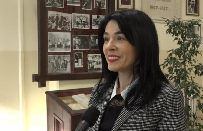 Bojanić Lalović: Ponosni na prosvjetare i učenike