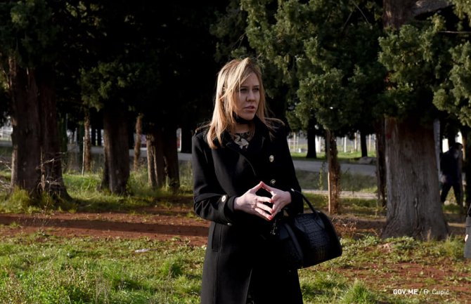 Bratić u Baru: Pokrenućemo stvari sa mrtve tačke