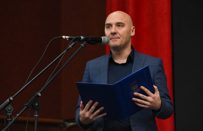 Obradović: Policija hitno da procesuira osobe koje pokupavaju da naruše multietnički sklad u državi