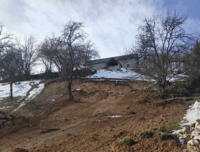 1421144772227584394828114942040408312759753n