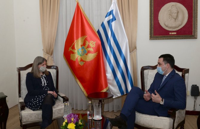 Vuković i Medoks: Intezivirati saradnju Podgorice i gradova Ujedinjenog Kraljevstva