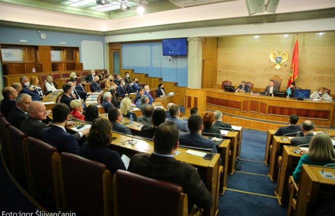 Socijalni zakoni biće usvojeni 18.februara na vanrednoj sjednici Skupštine