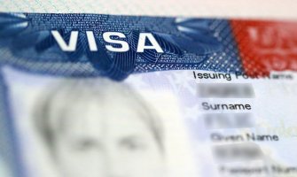 Američka ambasada suspenduje procesuiranje svih neuseljeničkih viza