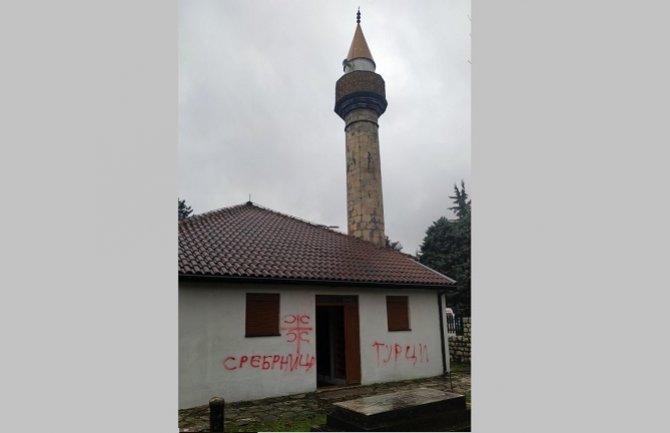 Nikšićanin u Luksemburgu: Da li se to sprema novi egzodus Bošnjaka iz Nikšića?