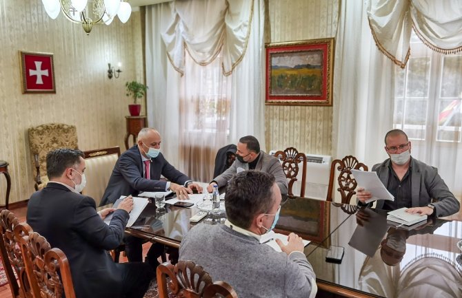 Situacija na Cetinju zabrinjavajuća, strožije kontrole samoizolacije