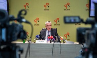 Savović poručio da nikad nije dostavljao službene podatke Demokratama