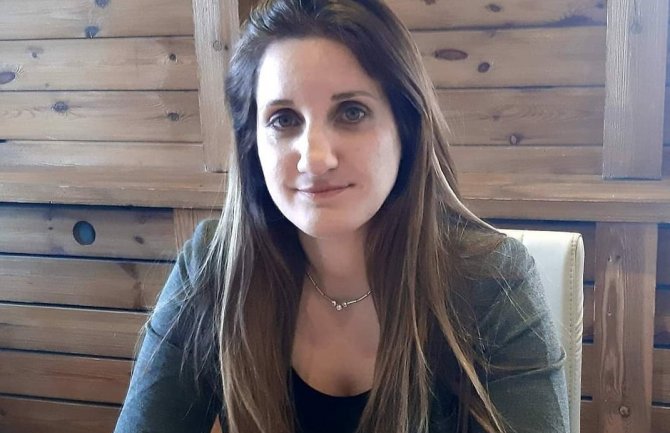 Radinović: Podjelom stanova i stambenih kredita bivša vlast nagrađivala svoje kadrove 