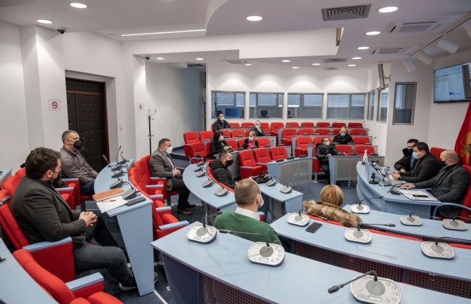 Bijelo Polje: Tri kovid pacijenta životno ugrožena, stabilizuje se situacija u Domu starih