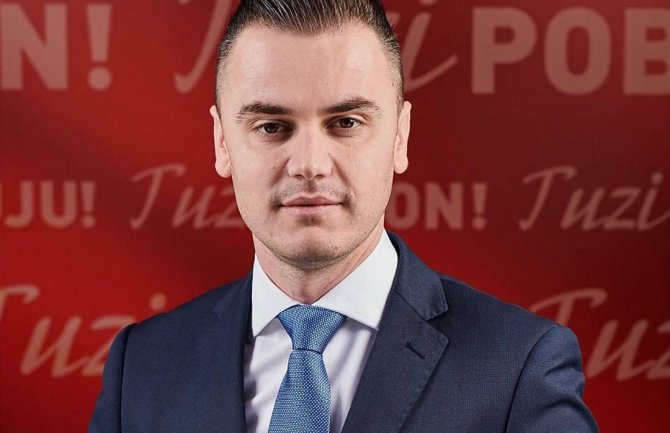 Pepić: Nova mjera o zabrani rada ugostiteljskih objekata dokaz da Vladu ne vode nikakvi eksperti