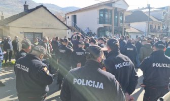 HGI: Podrška Tuzima i Đeljošaju, smiriti strasti