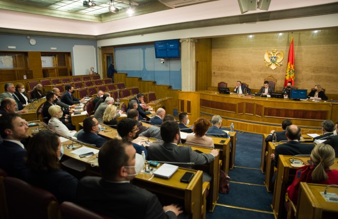  Neće biti istrage u vezi sa zaduženjem Crne Gore od 750 miliona eura