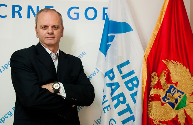 Šainović: Zločin u Štrpcima ostaje mračna rana i strašna opomena za Crnu Goru