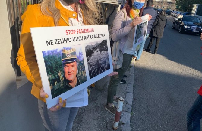 Građani pisali Lajčaku: Ova zemlja je zarobljena, nezavisnost Crne Gore dovedena u pitanje