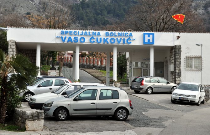 Zaražena 33 medicinska radnika u risanskoj bolnici, pregledi obustavljeni