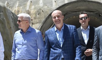 Marković o smrti Husovića: Crna Gora izgubila vrijednog čovjeka i patriotu