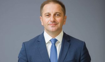 Šehović: Premijer ni nakon 15 dana ne dostavlja informacije o kupovini 2 aviona od 21 milion dolara