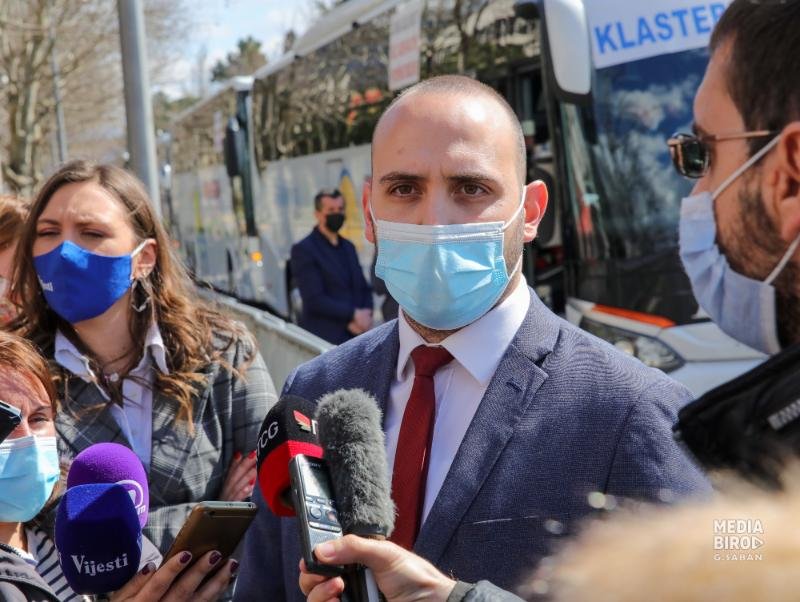 PodgoricaMilanStanovipredstavnikNVOKlasterprevozaPORTRET