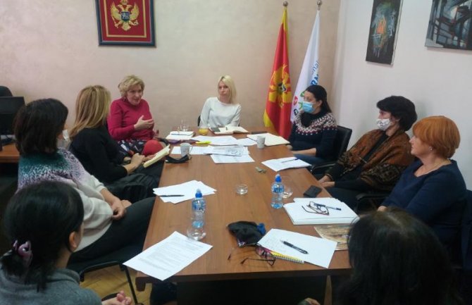 Zaposliti žensku radnu snagu sa sjevera Crne Gore i  obogatiti ponudu nacionalnih parkova