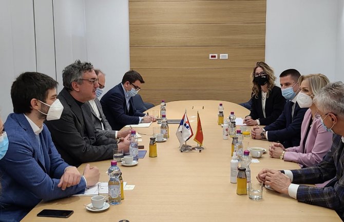 Prisustvo koronavirusa je realnost u kojoj zdravlje i ekonomija moraju pronalaziti zajednička rješenja