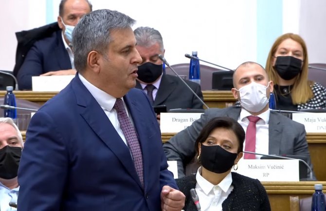 Radunović: Krivokapiću je neprijatno kada sjedi sa liderima DF-a