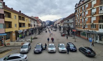 Berane: Medicinski radnici na izmaku snage, apel građanima da poštuju mjere