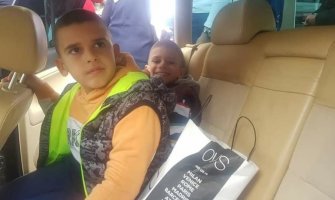 Ministar Spajić donirao platu za liječenje dječaka Rifata i Abaza