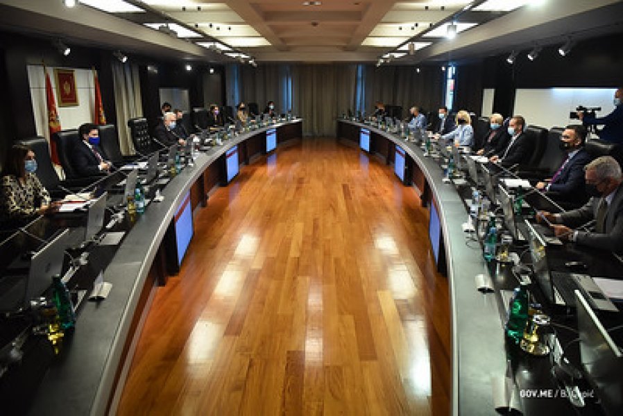 51018348405a5e5eba623w