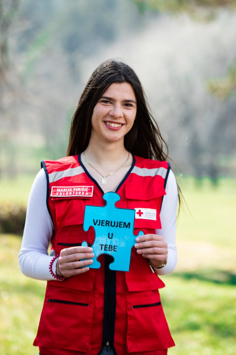 VolonterkaCrvenogkrstaPrijestoniceCT1