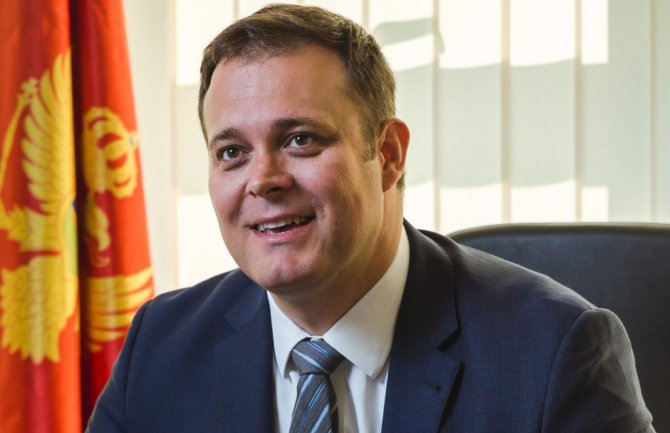 Boljević: Spajić putuje kroz vrijeme