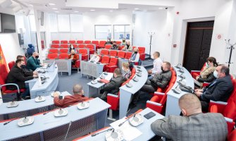 Bijelo Polje: Gimnazijska sala punkt za vakcinaciju