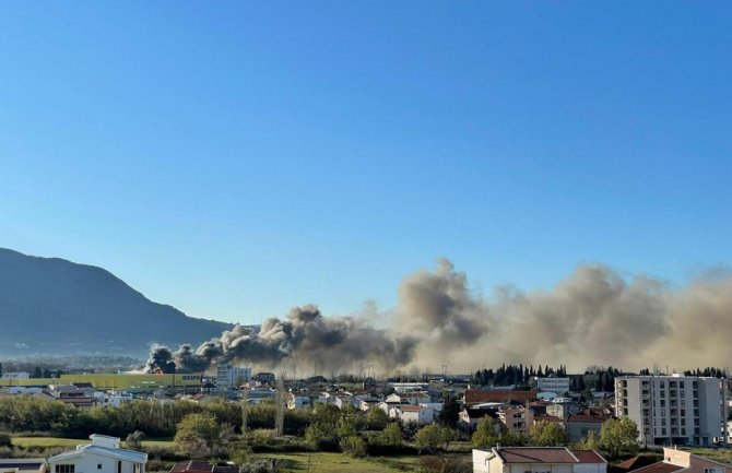 Veliki požar u barskom naselju Polje, ogromna materijalna šteta