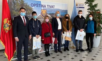 Izuzetan uspjeh tivatskih gimnazijalaca na državnom takmičenju