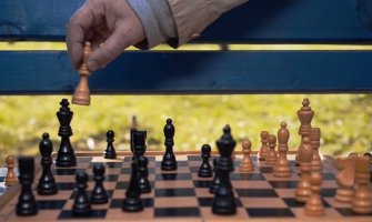 Povuci pravi potez-vakciniši se! (VIDEO)