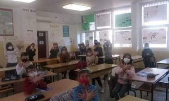 Simuliranjem orla povrijeđena prava djece, učiteljica nije sankcionisana