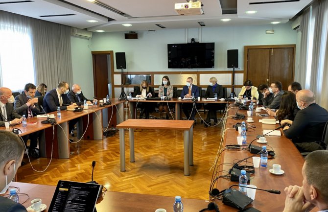 Paket mjera: Pomoć privredi kroz zajedničku saradnju Vlade i poslovnih banaka