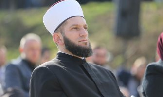 Muftija sandžački: Zaustaviti skrnavljenje pod munarom gdje se naplaćuju računi za struju
