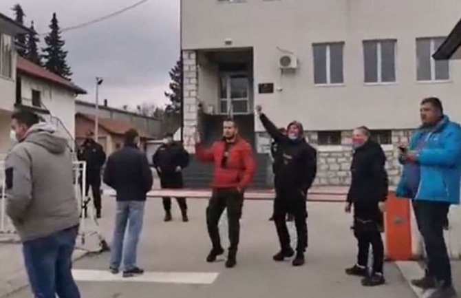 Protest ispred CB Pljevlja