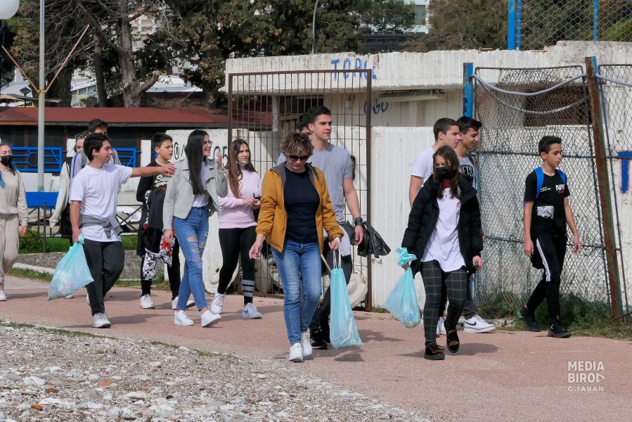 BudvaakcijaskupljanjaotpadasaSlovenskeplae12