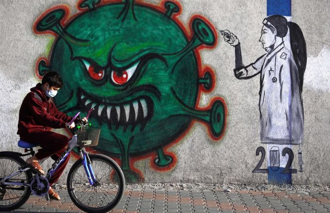 Odlaganje vakcinacije nosi rizik od mutacije virusa