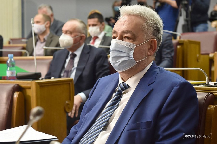 51144074221d427f283f7c