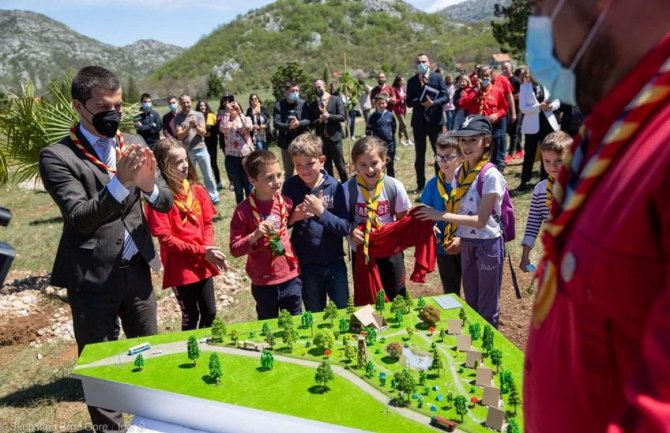 Bečić povodom 65 godina Saveza izviđača: Vaša ljubav prema domovini je primjer koji treba slijediti