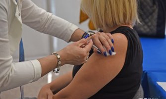 Struka nadjačala antivaksere u CG